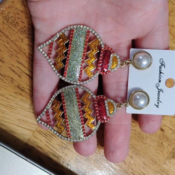 Ornament dangle earrings - Picture 1 of 2